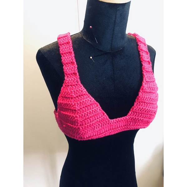 Áo bra len móc hồng neon nổi bật cá tính