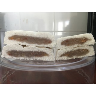 Bánh in bột nếp nhân dừa non