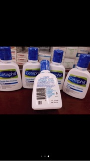 Sữa rữa mặt Cetaphil