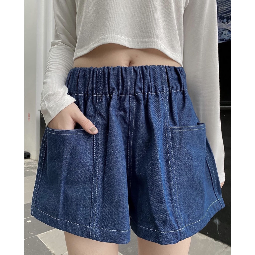 Quần short viền chỉ trắng