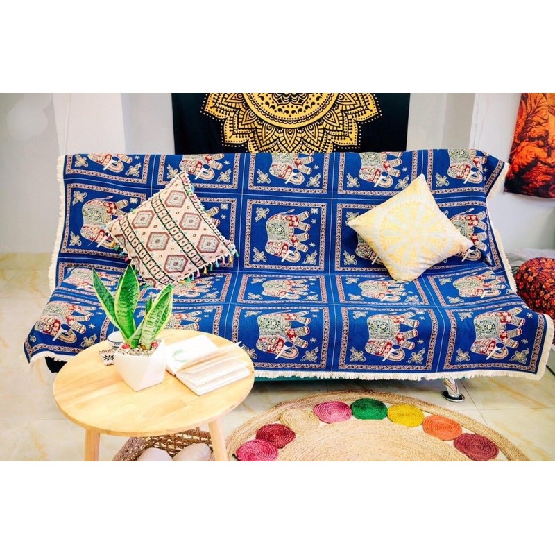 khăn trải bàn thổ cẩm
