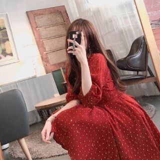 ĐẦM BI ĐỎ TAY LỠ