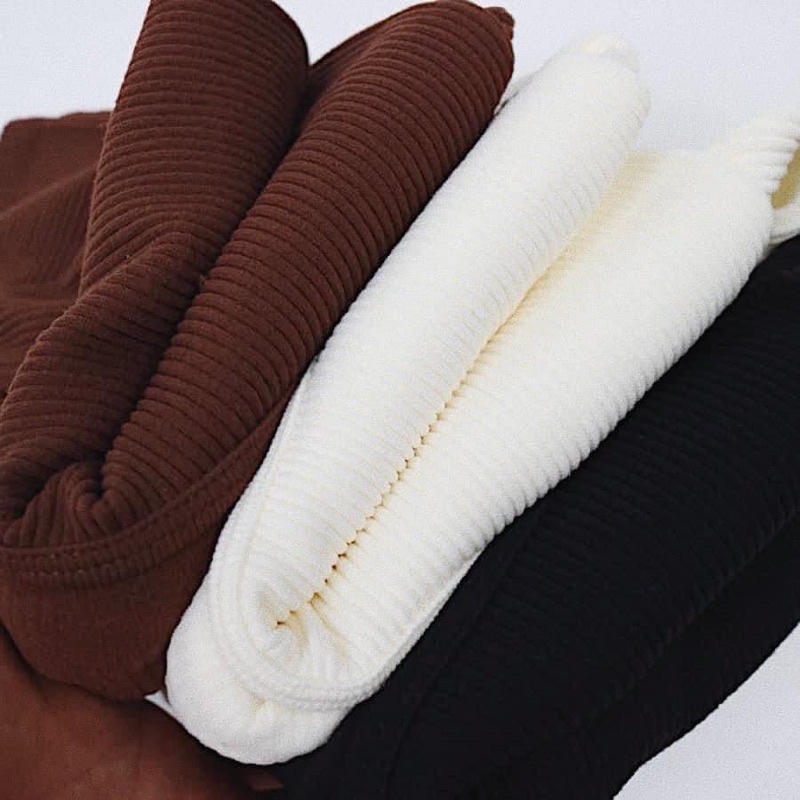 SET 3 ÁO 3 MÀU CỔ U (NÂU ĐẬM)