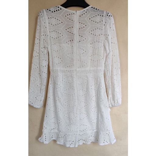 Đầm Trắng Nơ Ngực sz M