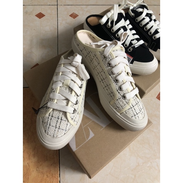 Sục vải đen, kem.