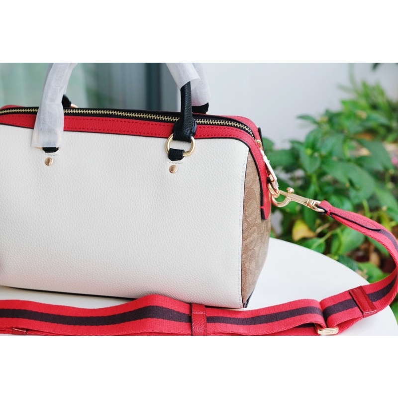 TÚI COACH TRỐNG PEANUT SNOOPY