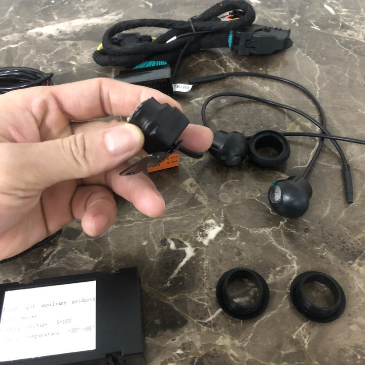 Bộ 3 mắt camera tiến và cạp lề tích hợp vào màn hình SYNC cho các dòng xe Ford Ranger, Ford Everest, Ford Focus... | BigBuy360 - bigbuy360.vn