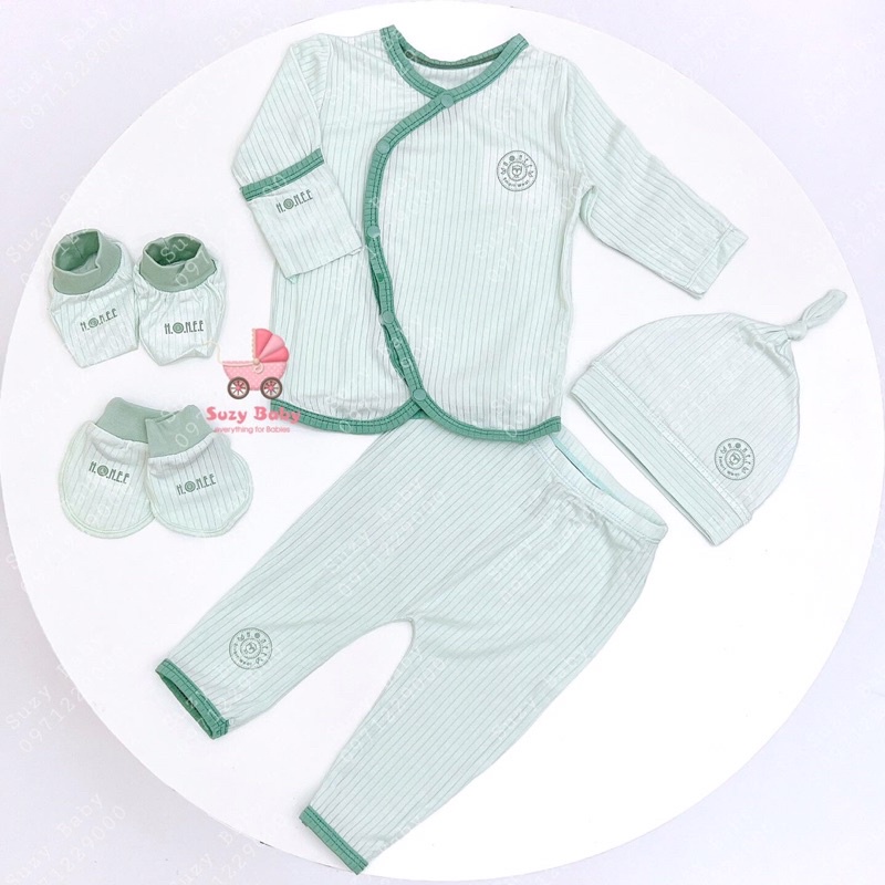 BỘ QUẦN ÁO SƠ SINH CÀI LỆCH/ CÀI THẲNG HRNEE SWEETY, Suzy baby