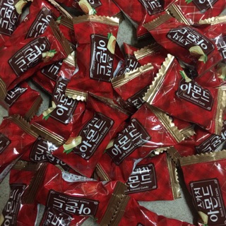 Kẹo hạnh nhân hàn quốc
