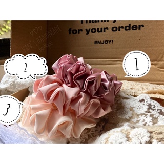 Cột tóc vải scrunchies hồng paátel (handmade)