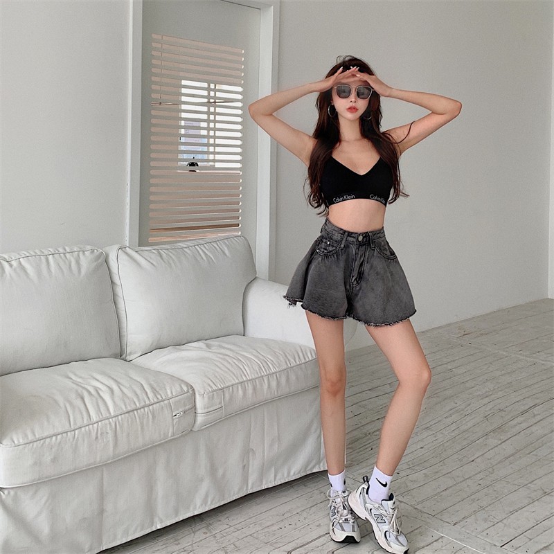 Quần short jean lưng cao ống rộng phong cách Hàn Quốc thời trang năng động | BigBuy360 - bigbuy360.vn