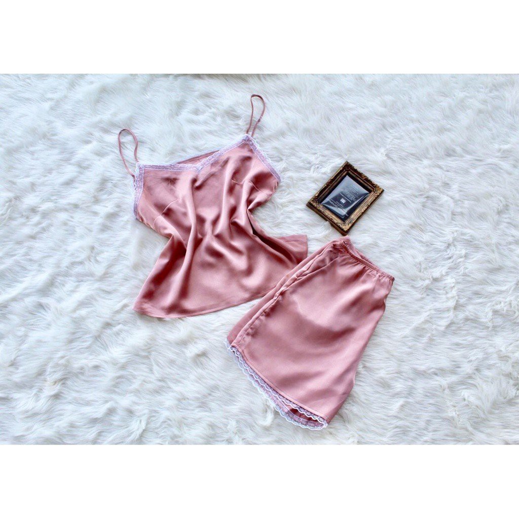 [HOT có ảnh thật] Bộ ngủ lụa  cao cấp tinh tế sang trọng | BigBuy360 - bigbuy360.vn