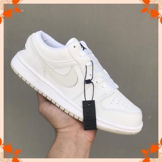Giày thể thao sneaker Jodan 1 trắng thấp cổ sale hot 2021