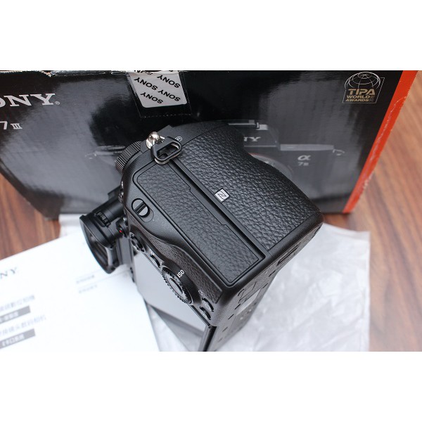 Máy Ảnh Sony A7 Mark III, mới 99%