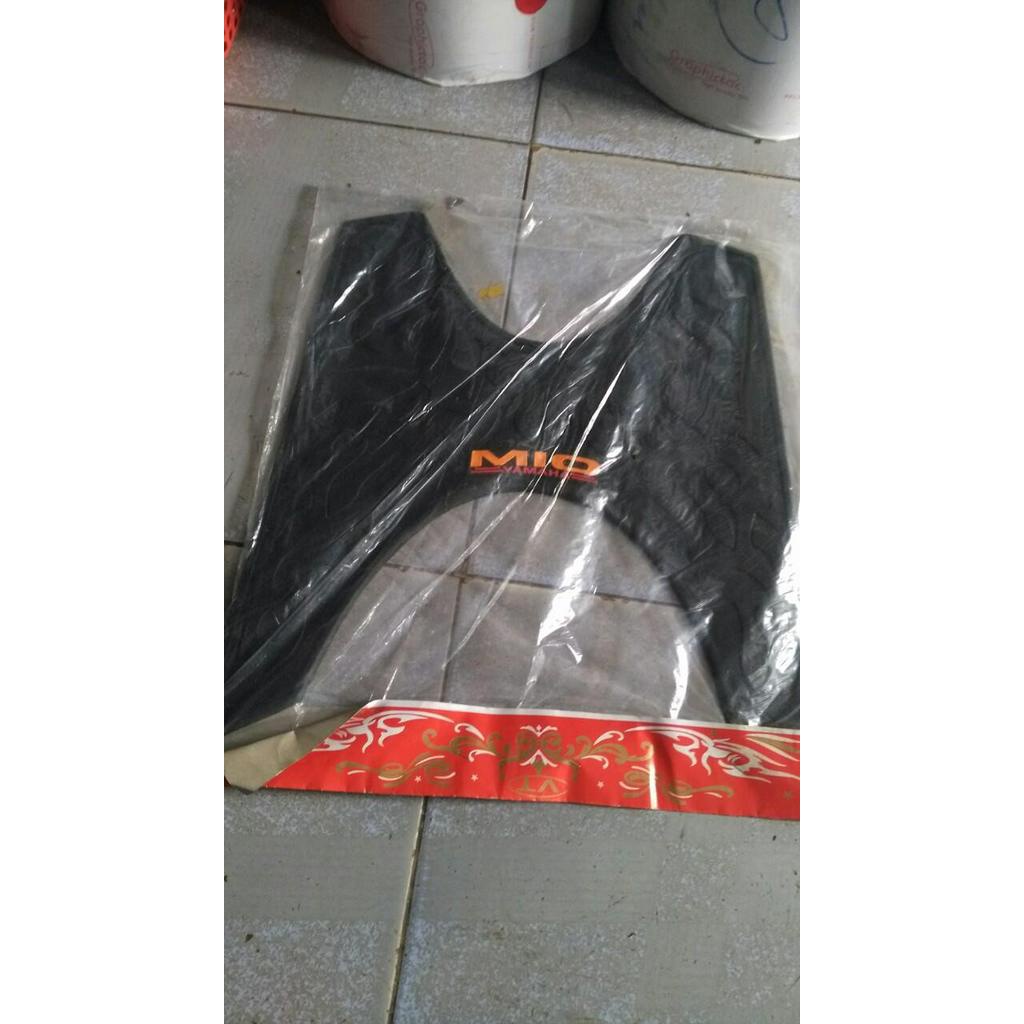 thảm lót chân cao su xe mio