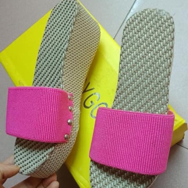 Dép đế xuồng 5cm thanh lý