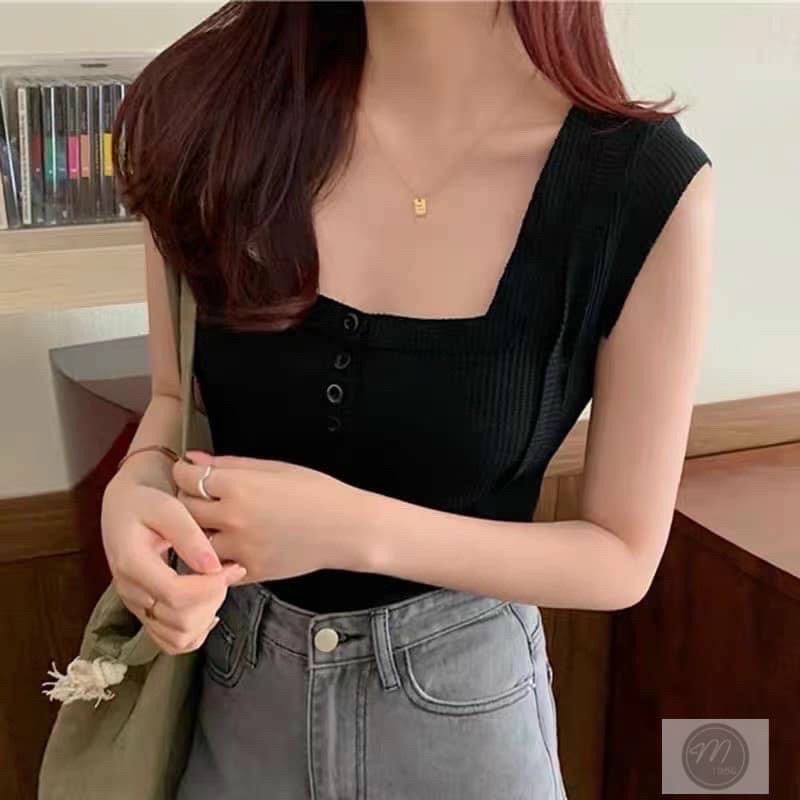 Áo Len sát nách cổ vuông khuy ngực