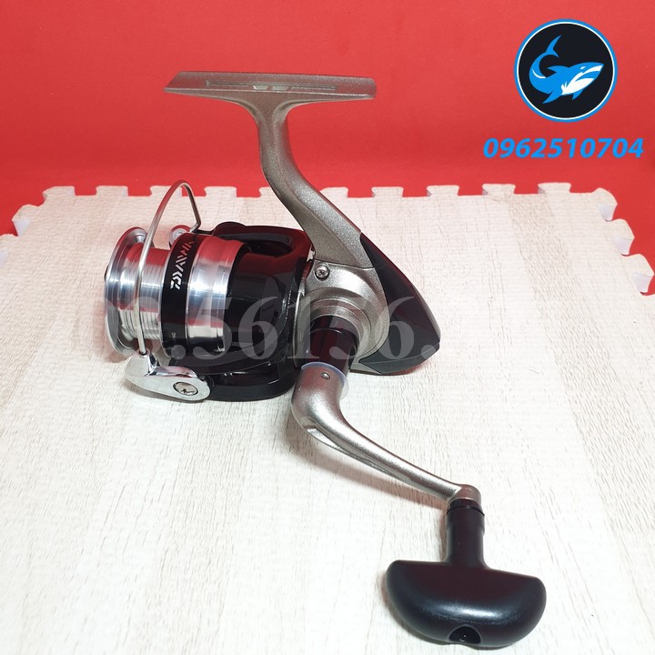 Máy Câu Daiwa 4000 Nhật Bản Có Size 2500