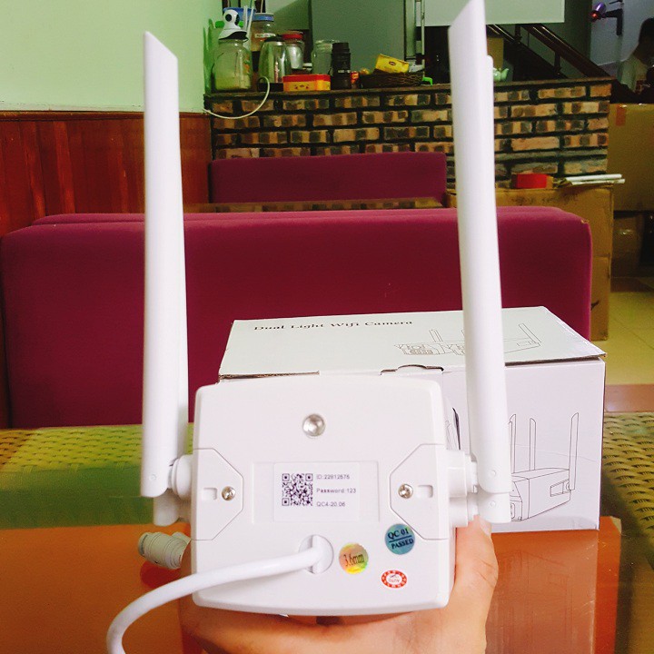 Camera ngoài trời yoosee 4 râu 8led 3.0Mpx, đàm thoại 2 chiều, siêu nét, chịu nắng mưa, có màu ban đêm | BigBuy360 - bigbuy360.vn