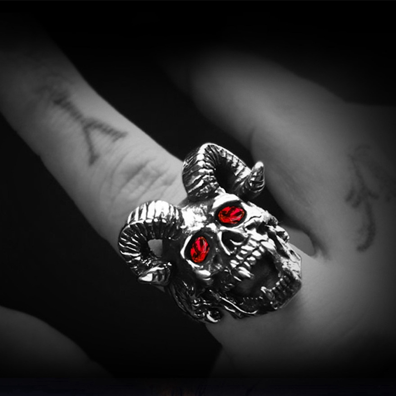 Nhẫn Đính Đá Hình Đầu Cừu Phong Cách Gothic Cho Nam