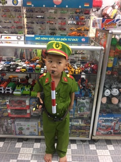 Bộ đồ cảnh sát giao thông