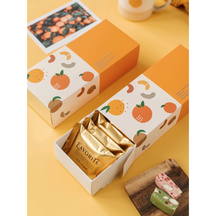 HỘP BÁNH DỨA  , COOKIES HÌNH TRÁI CAM
