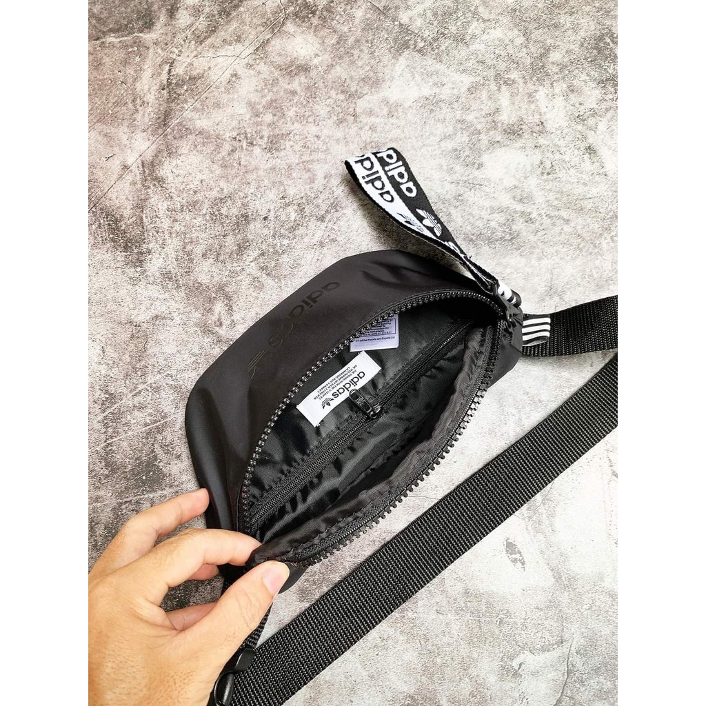 Túi bao tử Adidas Orignals Waist Bag Black