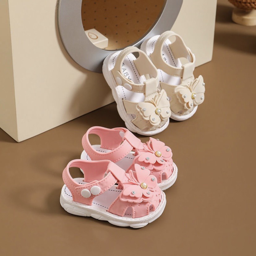 Sandal bé gái phối cánh bướm đính đá thời trang công chúa sang trọng - TT403
