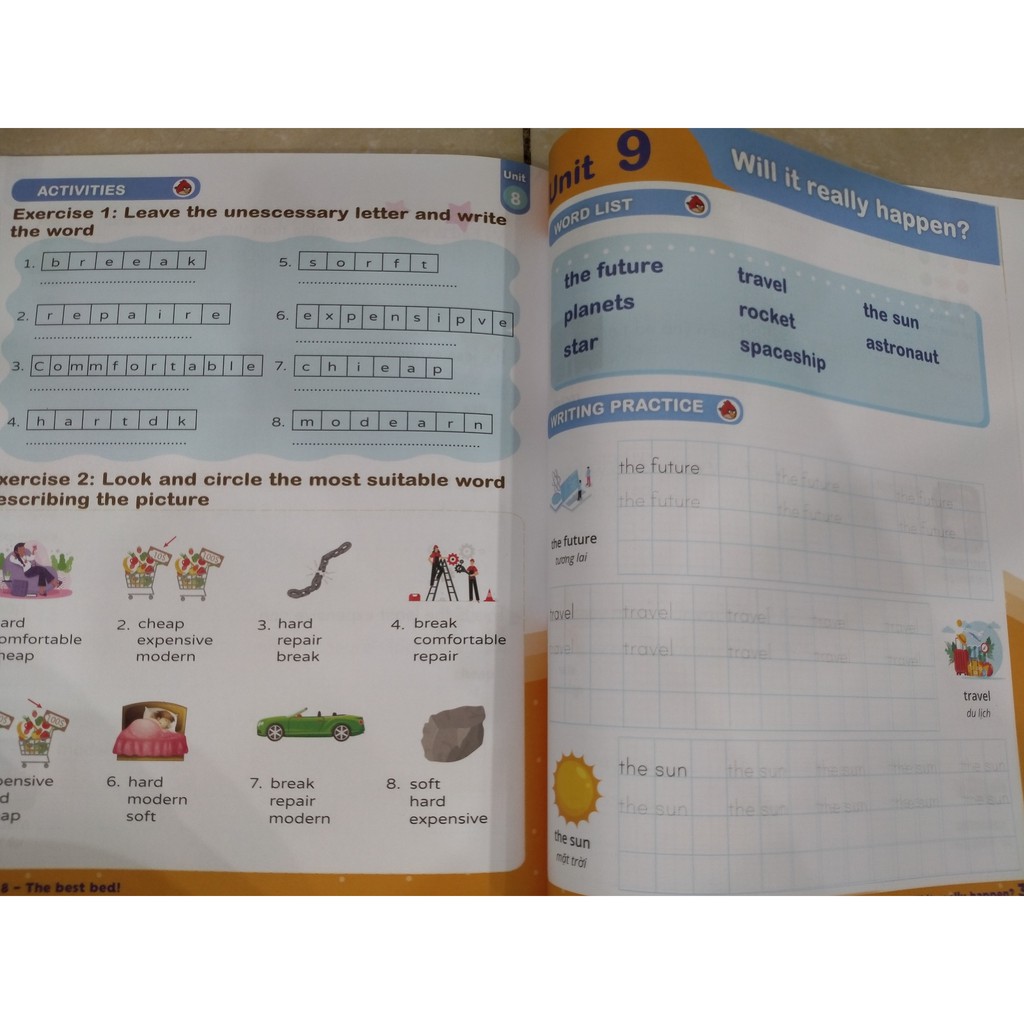 Sách - Luyện viết chữ nhớ từ vựng English Writing family and friend 5