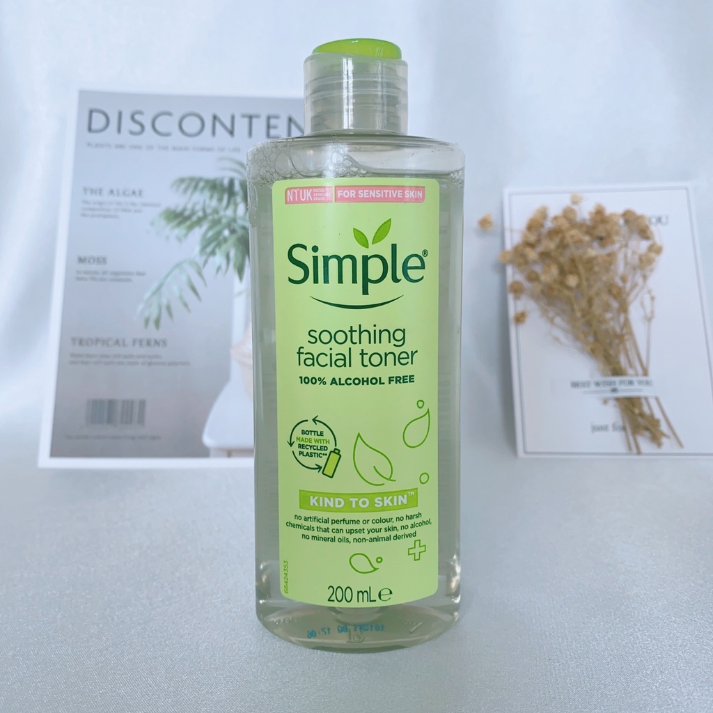 Nước Hoa Hồng Simple Soothing Facial Toner Cân Bằng Ẩm Dịu Nhẹ Cho Da 200ml