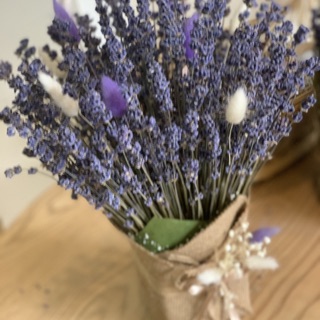 Giỏ hoa lavender