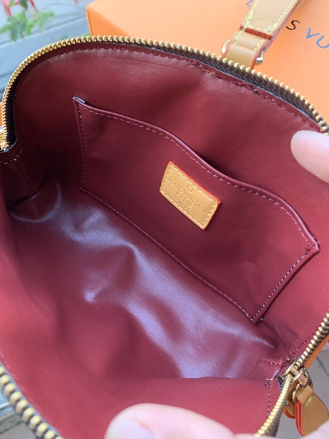 Ví cầm tay Moon Pochette fullbox