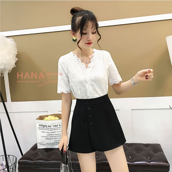 Quần giả váy ngắn chũ A màu đen ôm vạt chéo phối 3 cúc bấm - Kiểu chân váy ngắn dáng chữ A vải - Mặc đi làm công sở học | BigBuy360 - bigbuy360.vn