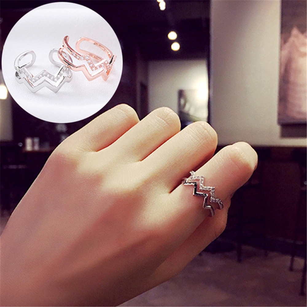 Nhẫn mở thiết kế sóng đôi khảm đá zircon thời trang