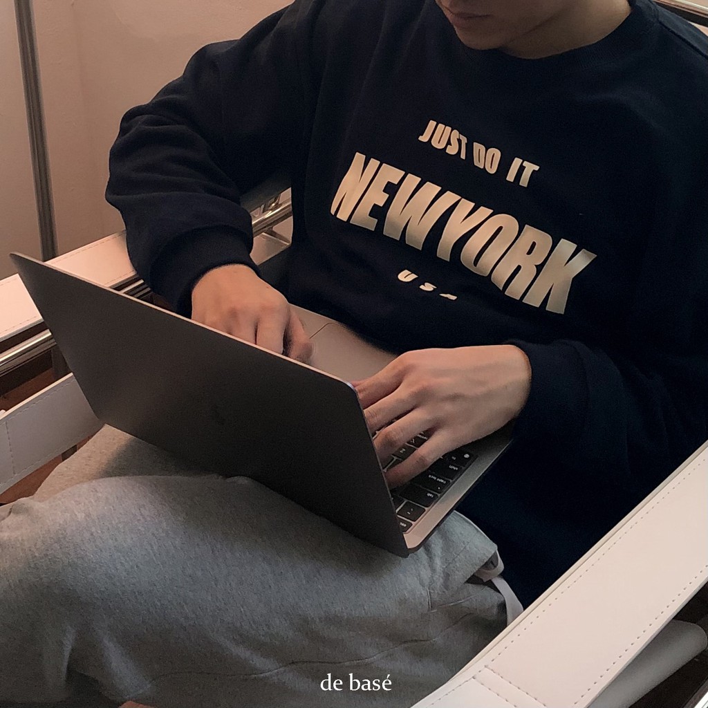 Áo nỉ Xanh đen - Navy NewYork Sweatshirt - De Basé