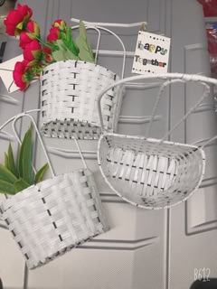 Giỏ mây cắm hoa treo tường decor quán-TâmKemDecor
