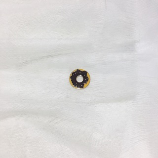 Pins đơn gắn túi