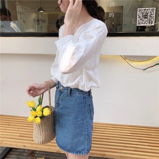 [ORDER] Blouse ren mỏng nhẹ cổ V tay lửng