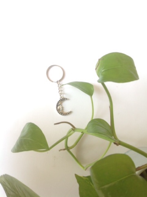 Móc khoá kim loại biểu tượng mặt trời, mặt trăng