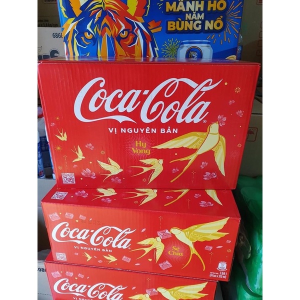 thùng 24 lon nước ngọt Cocacola phiên bản Tết 2022- lon cao 330ml