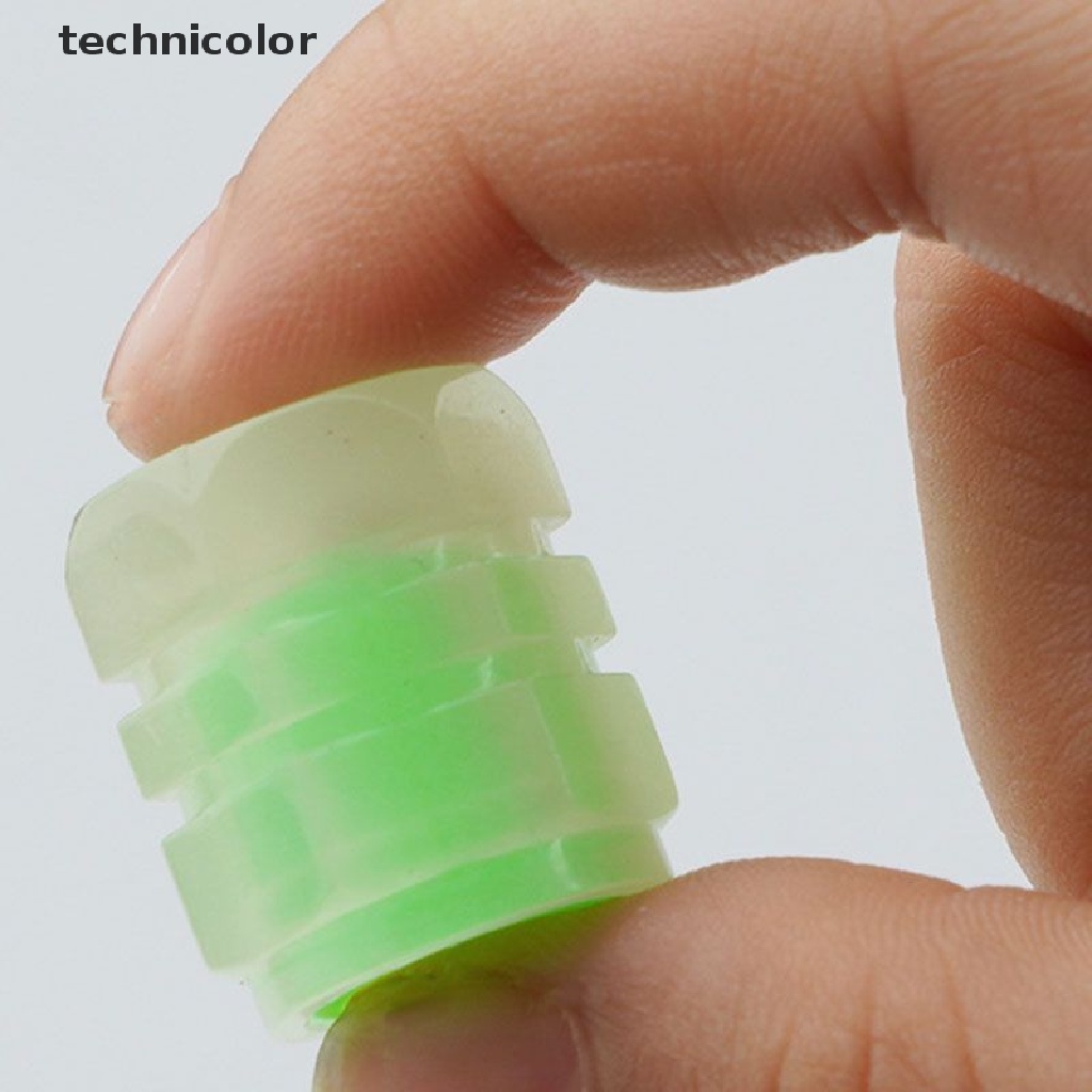 Nắp Van Bánh Xe Bằng Nhựa ABS Phát Quang Chống Bụi Thông Dụng TYG