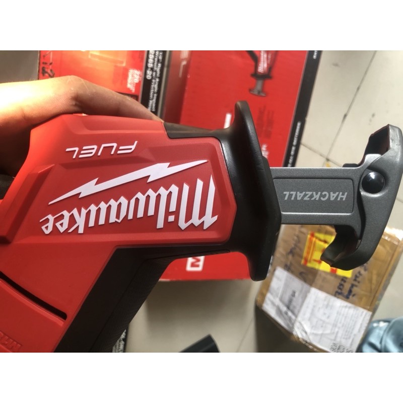 Cưa kiếm milwaukee 2719-20