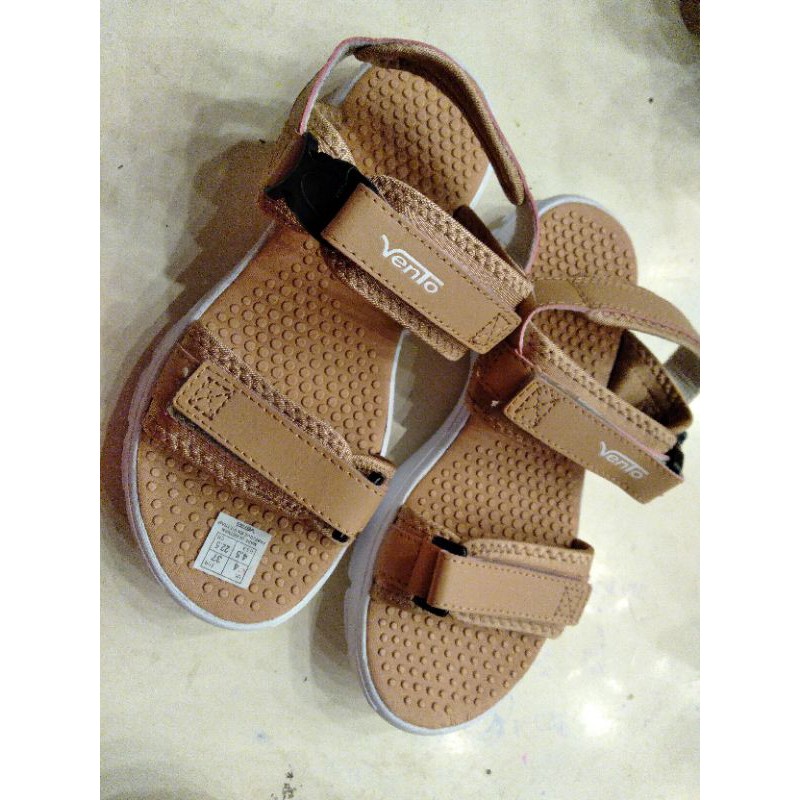 Sandal Vento nữ đế nhẹ bền đẹp SD-07004