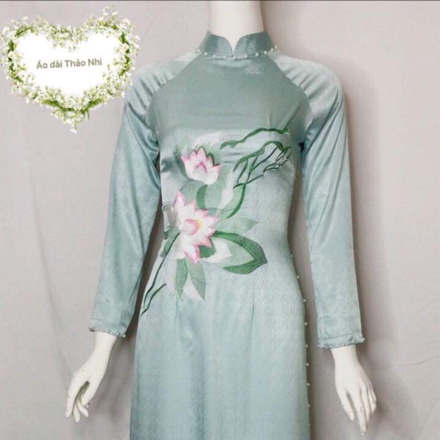 Áo dài truyền thống thuê hoa