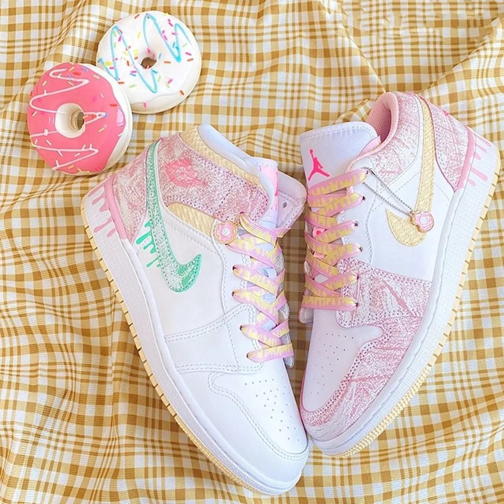 Dây Giày Custom Nike Air Jordan 1 Kem Cheese 'Strawberry Ice Cream' Màu Hồng Vàng