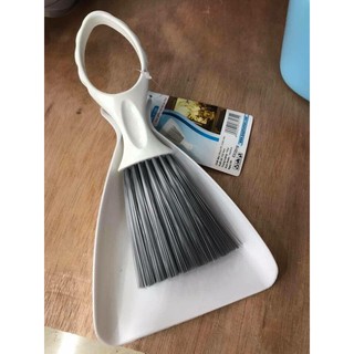 Chổi Quét Bàn Thờ Quý phu nhân