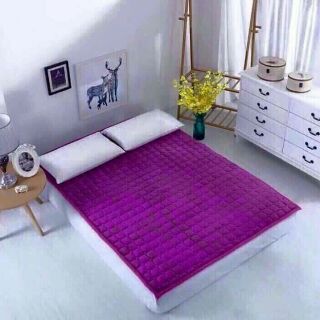Thảm trải giường