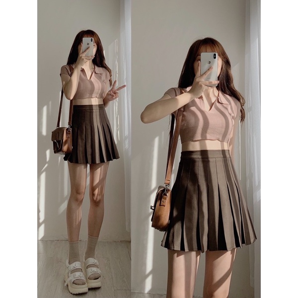 Áo croptop len mịn cổ V 621
