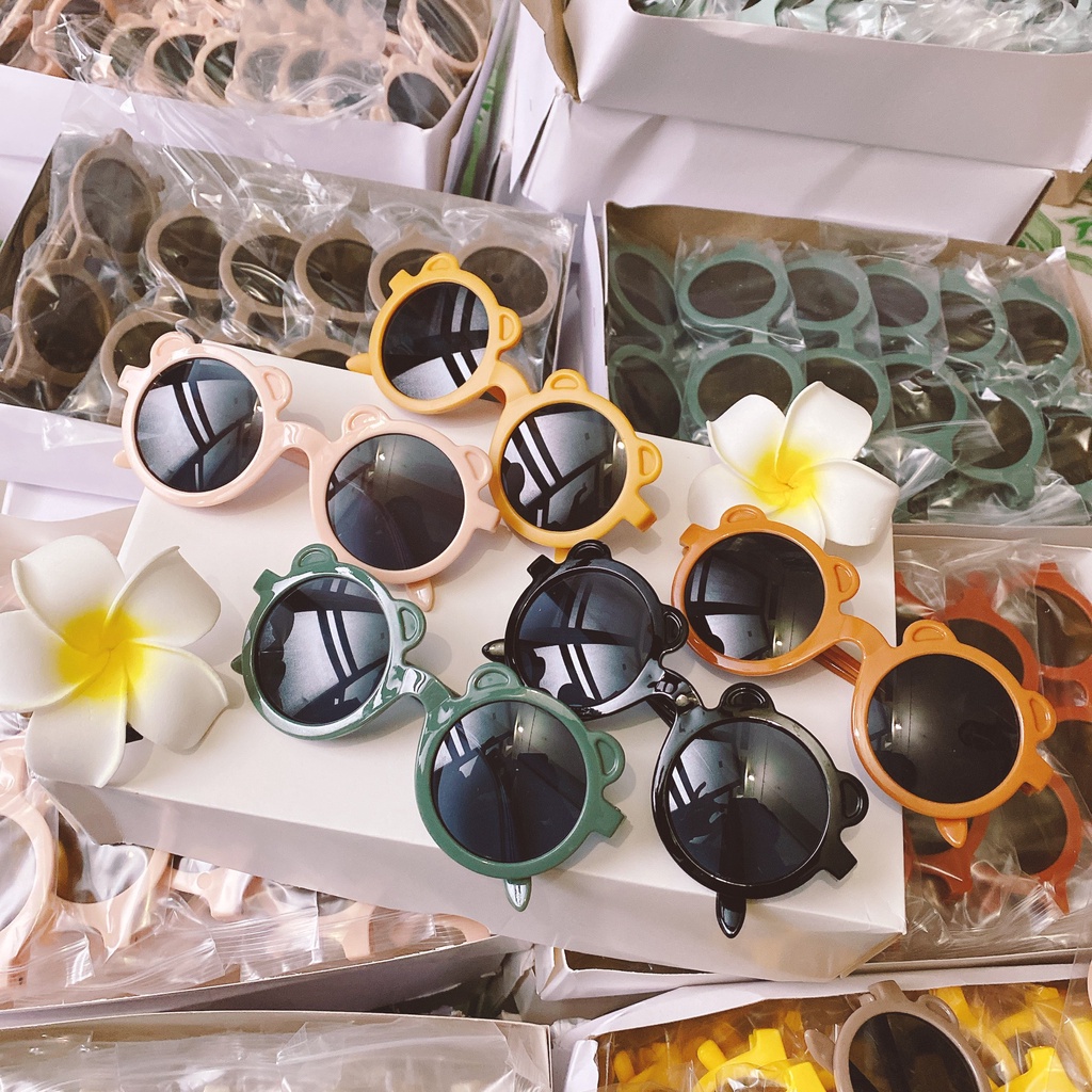 Kính mát, kính râm hình gấu cho bé yêu