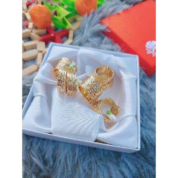 BỘ NHẪN XIMEN 7C MẠ VÀNG 18K